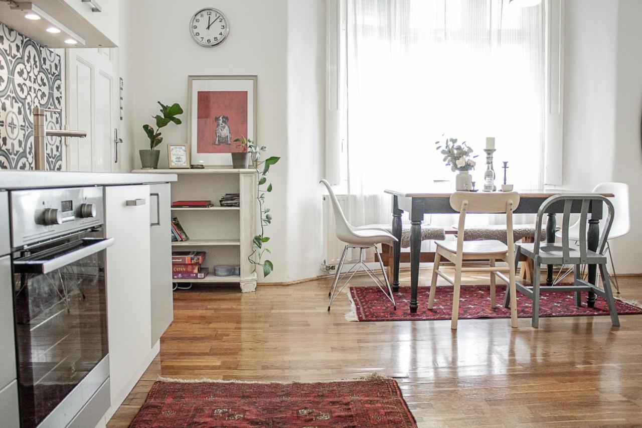 Charming And Unique Apartment With Balcony By The Great Synagogue 布达佩斯 外观 照片